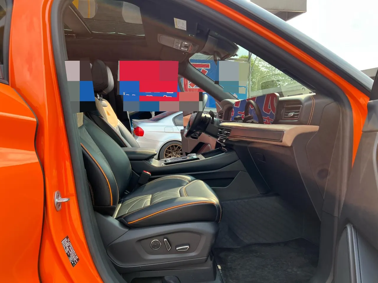 Ford 2024 Explorer 2.3T EcoBoost Kunlun Peak Edition 7-seat Automatic Gear 3