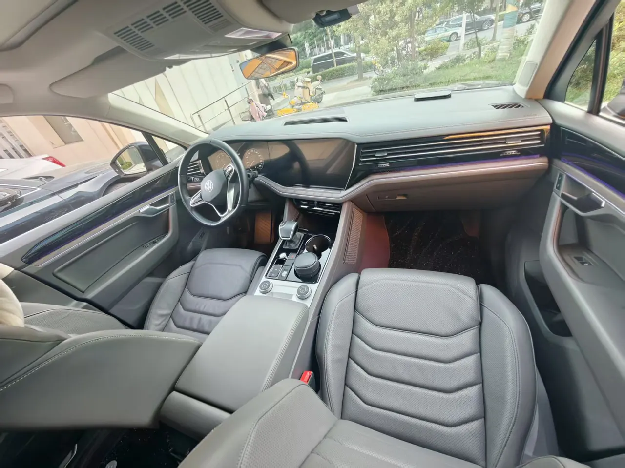 Volkswagen Touareg (Imported) 2021 Touareg 2.0TSI Sharp Wing Automatic Gear 5