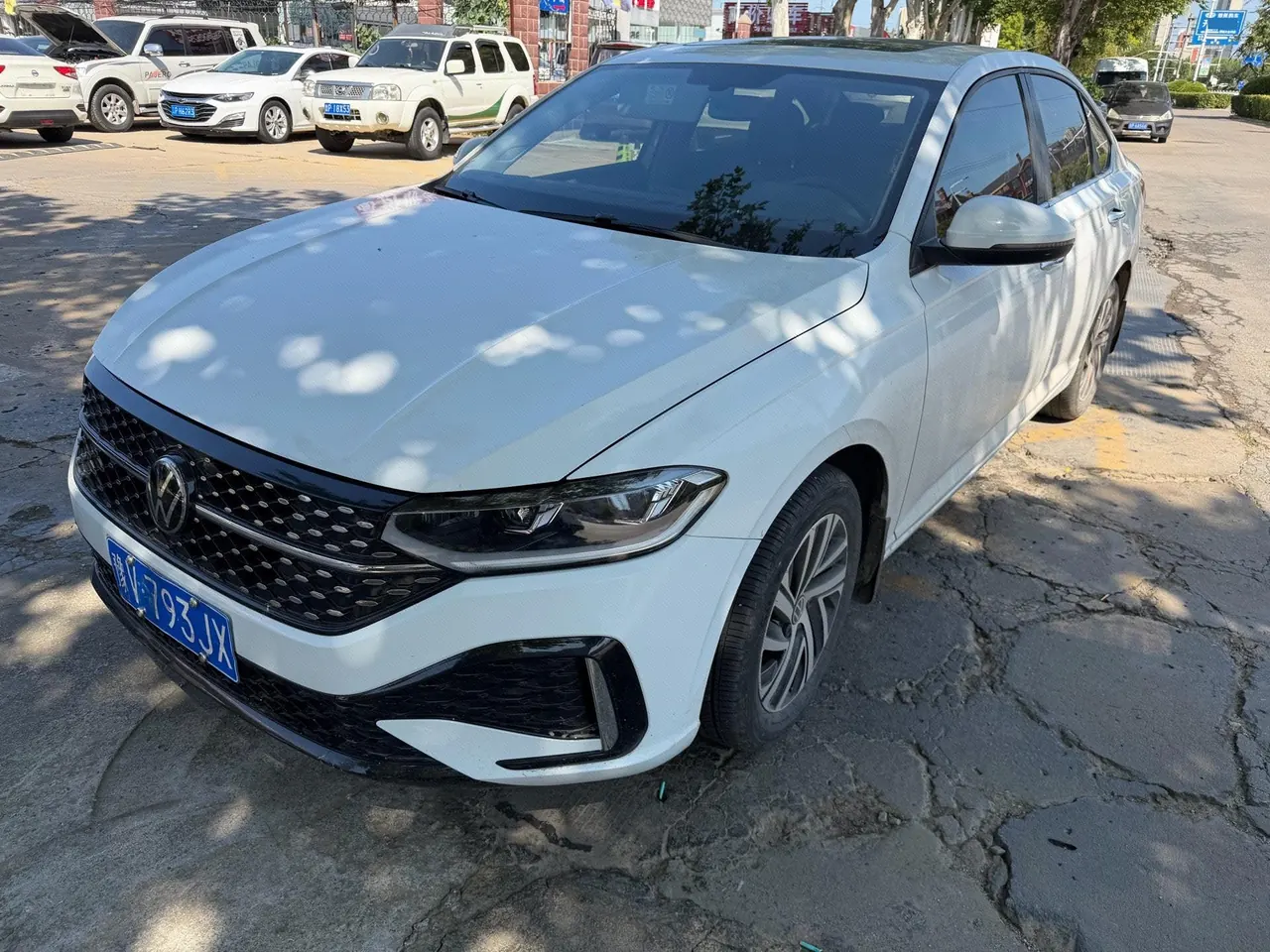 打开图片灯箱:Volkswagen 2023 Lavida 1.4TSI 280TSI Star Eternal Edition Automatic Gear