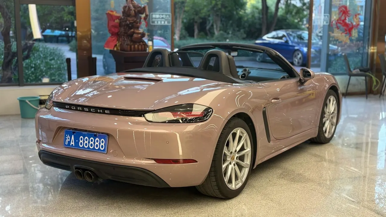 Porsche 718 (Imported) 2022 718 Boxer 2.0T Automatic 5