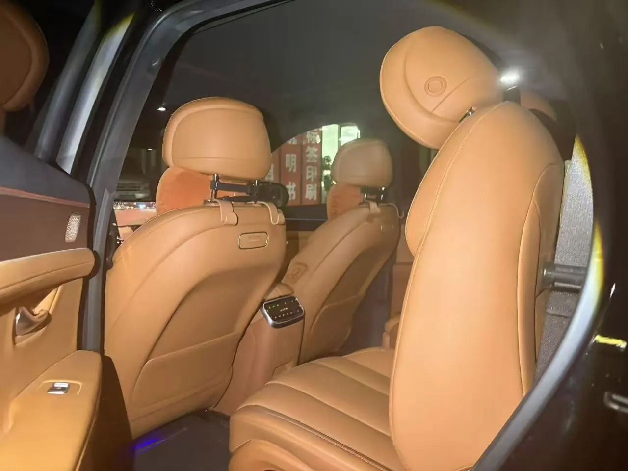 AITO 2024 AITO M7 Smart Drive Rear Drive Ultra Edition 6-seat Automatic Gear 5