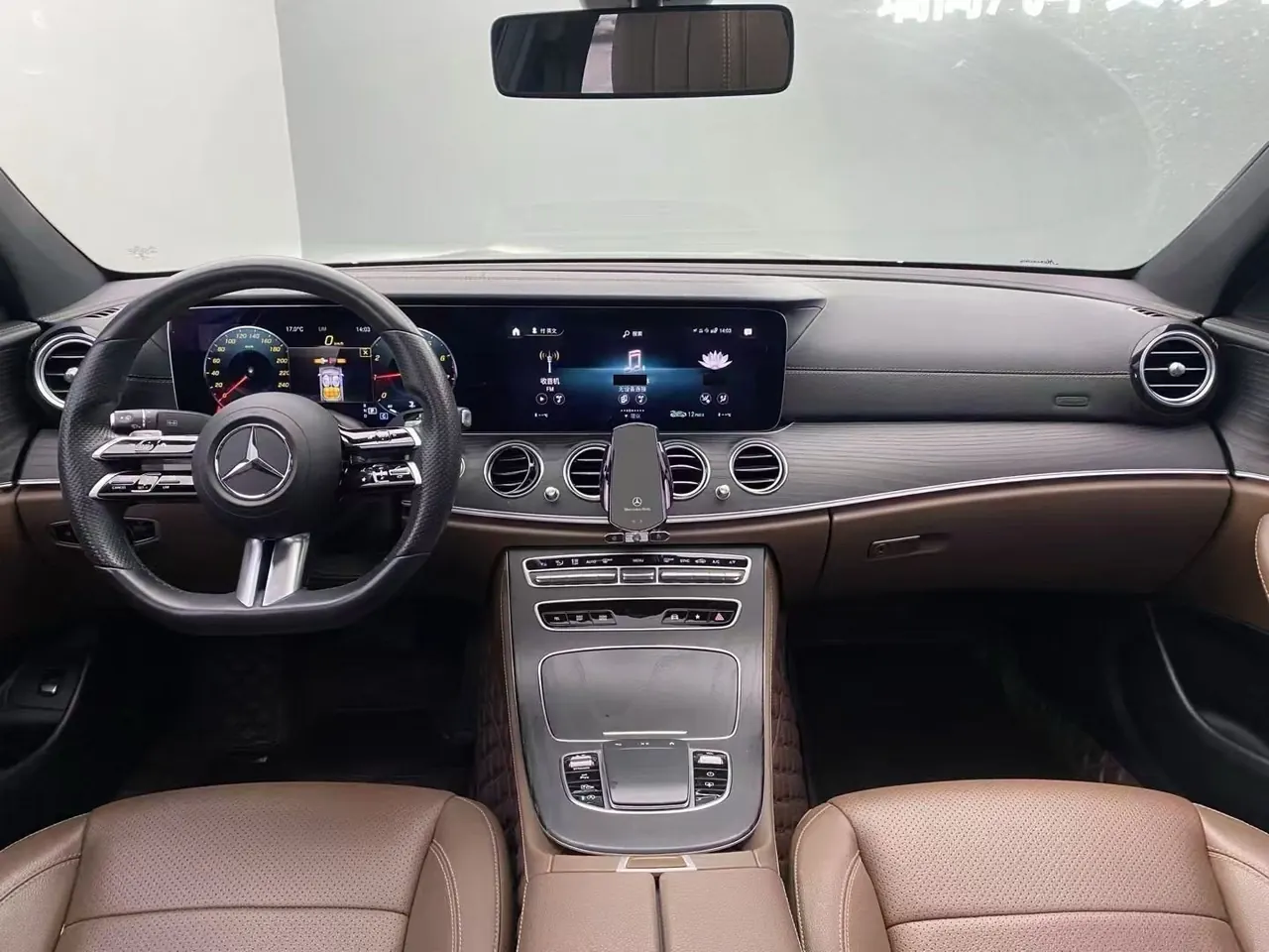Mercedes Benz E Class 2022 E 300 L 2.0T Luxury (Change 2) Automatic Gear 6