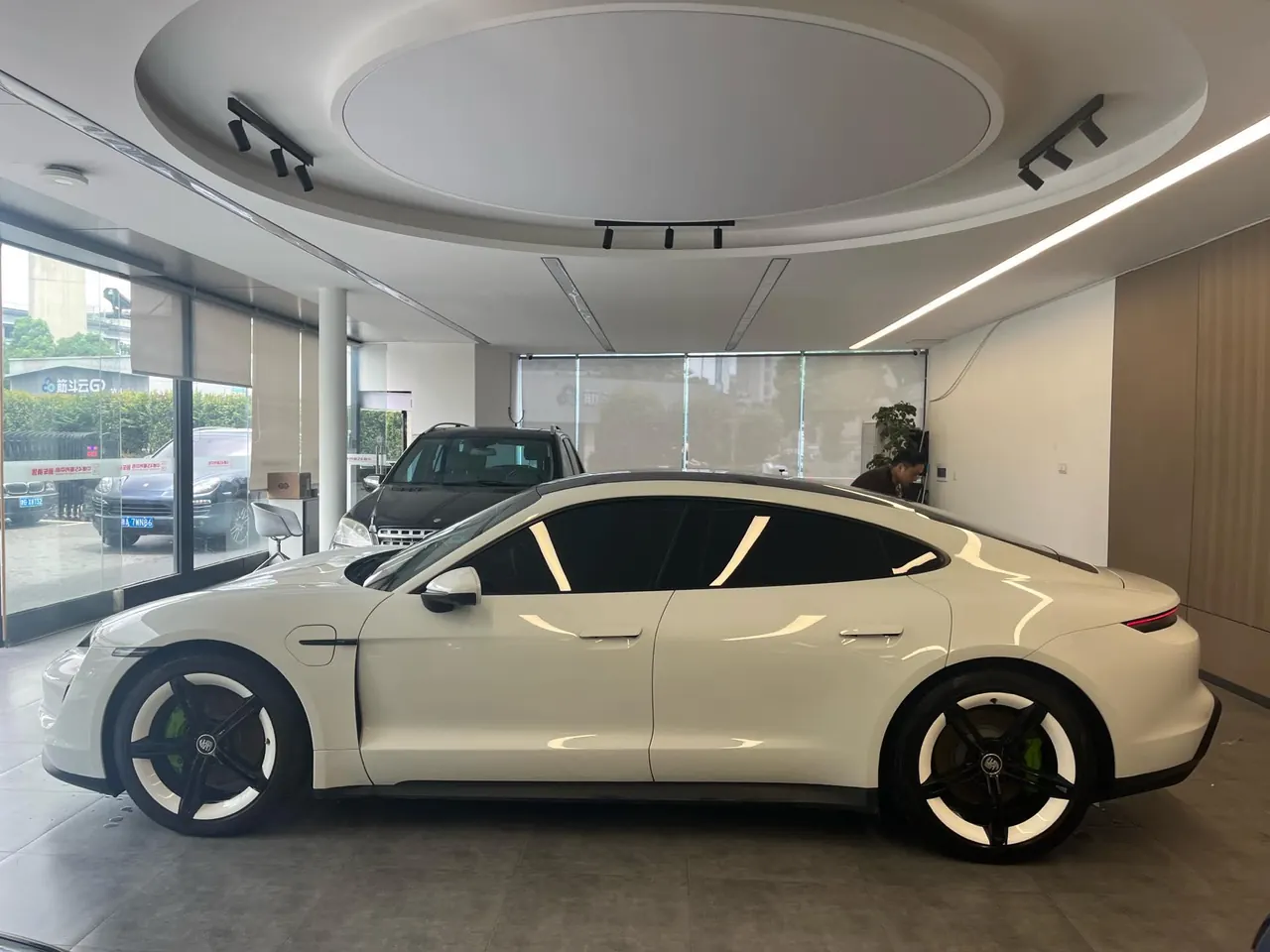 Porsche Taycan (Imported) 2020 Taycan Taycan Automatic 4
