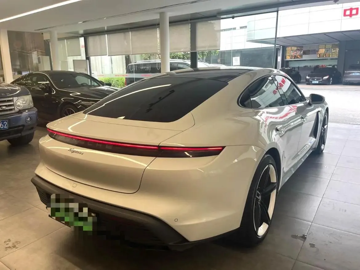 Porsche Taycan (Imported) 2020 Taycan Taycan Automatic 6