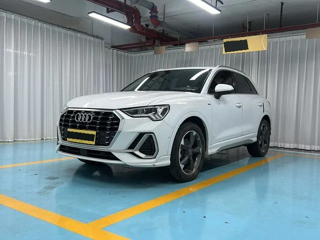Audi 2021 Q3 1.4TFSI 35TFSI Fashion Dynamic Automatic - View 1
