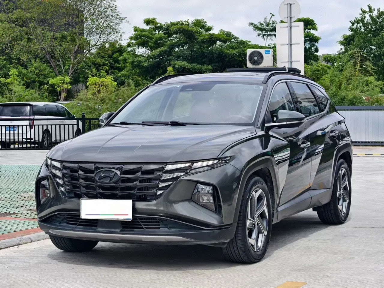 Hyundai 2021 Tousheng L 1.5T LUX Premium Edition Automatic Gear - View 1