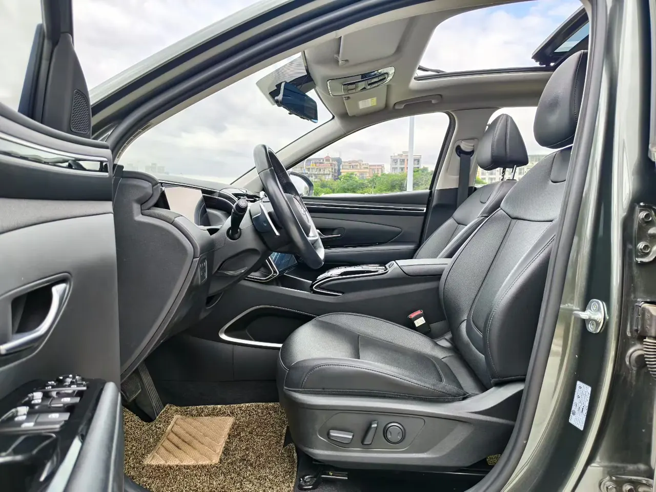 Hyundai 2021 Tousheng L 1.5T LUX Premium Edition Automatic Gear 5