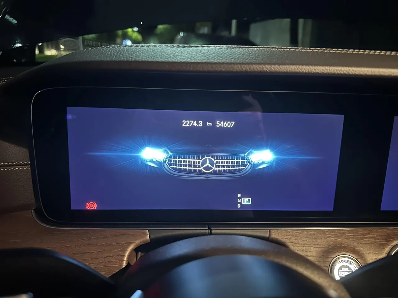 Mercedes Benz E Class 2022 E 300 L 2.0T Luxury (Change 2) Automatic Gear 8