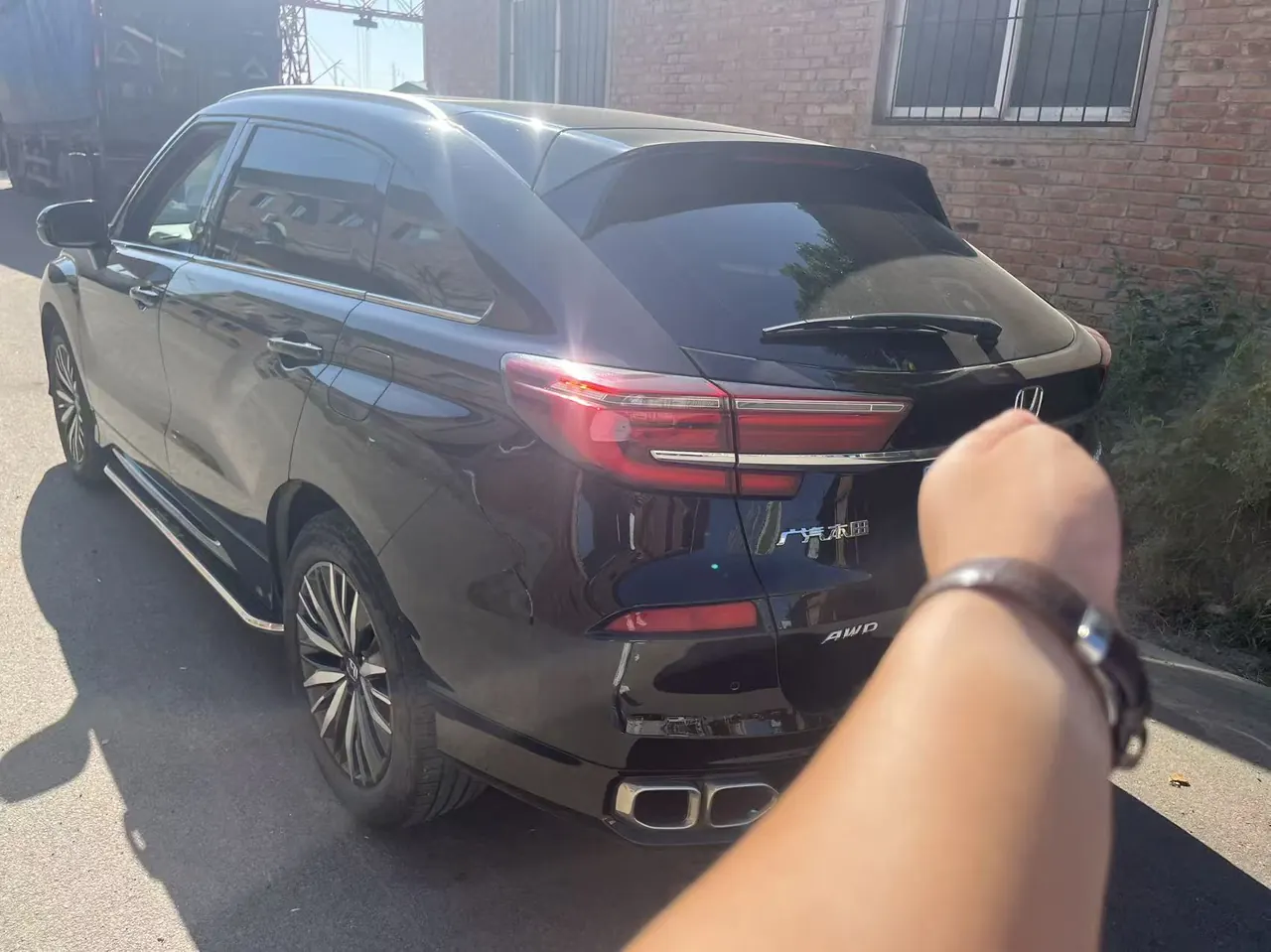 Honda 2020 crown road 2.0T 370TURBO four-wheel drive exclusive edition two-color automatic gear 4