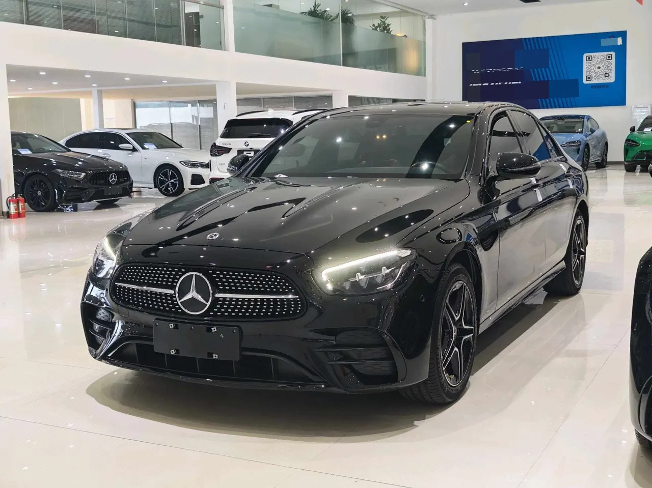 打开图片灯箱:Mercedes Benz E-Class (Imported) 2021 E 260 2.0T Fashion Sports Edition (Modified) Automatic Gear