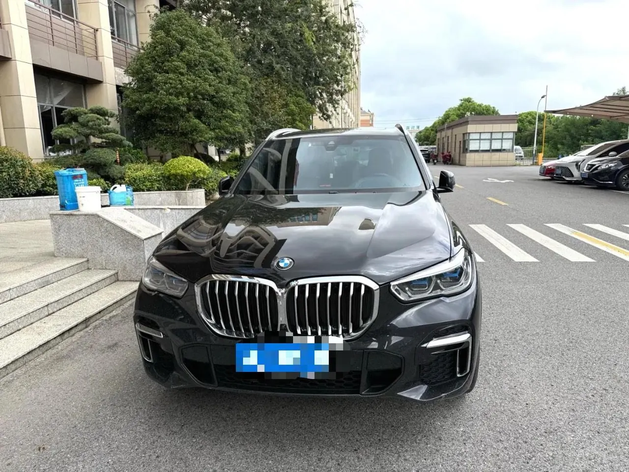 BMW 2022 X5 xDrive40Li 48V 3.0T M sports suit (modified) automatic gear 2