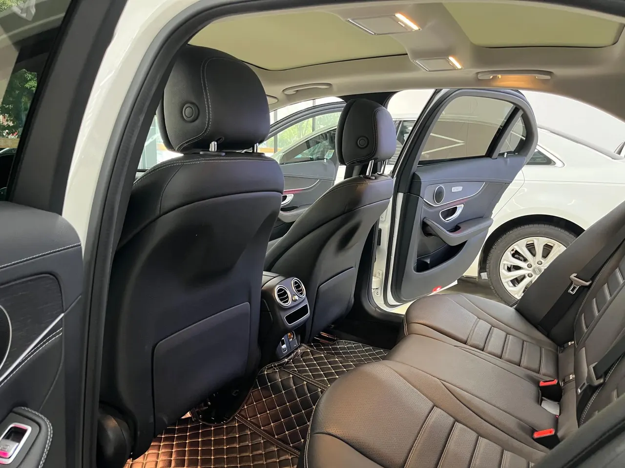 Mercedes Benz Class C 2020 C 260 L 48V 1.5T Sports Edition Automatic Gear 7