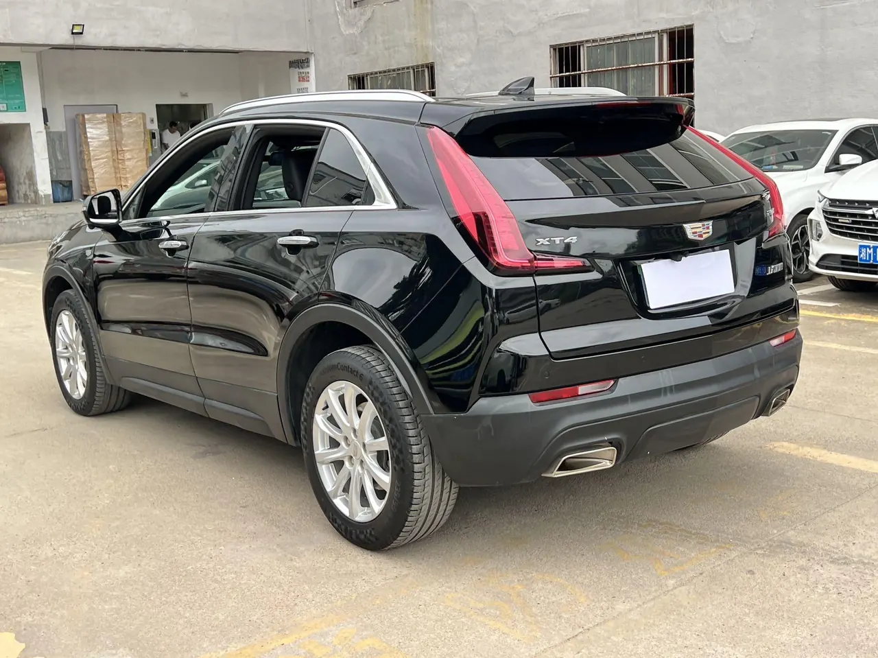 Cadillac 2020 XT4 2.0T 28T Two-Drive Technical Automatic Gear 9