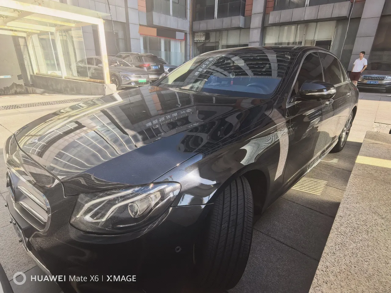 打开图片灯箱:Mercedes Benz E-Class 2020 E 300 L 2.0T Sports Fashion Automatic Gear
