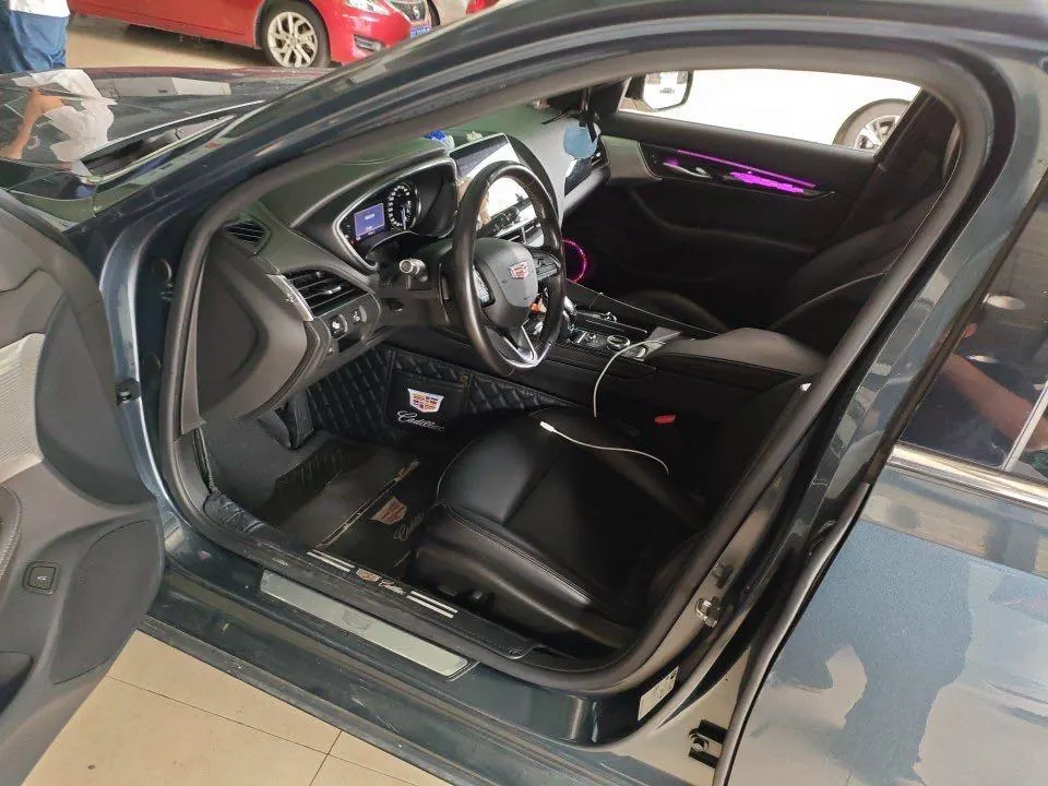 Cadillac 2020 CT5 2.0T 28T fashion automatic gear 3