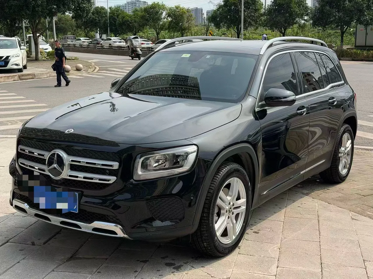 Open image lightbox: Mercedes Benz 2021 GLB 180 1.3T Fashion Automatic