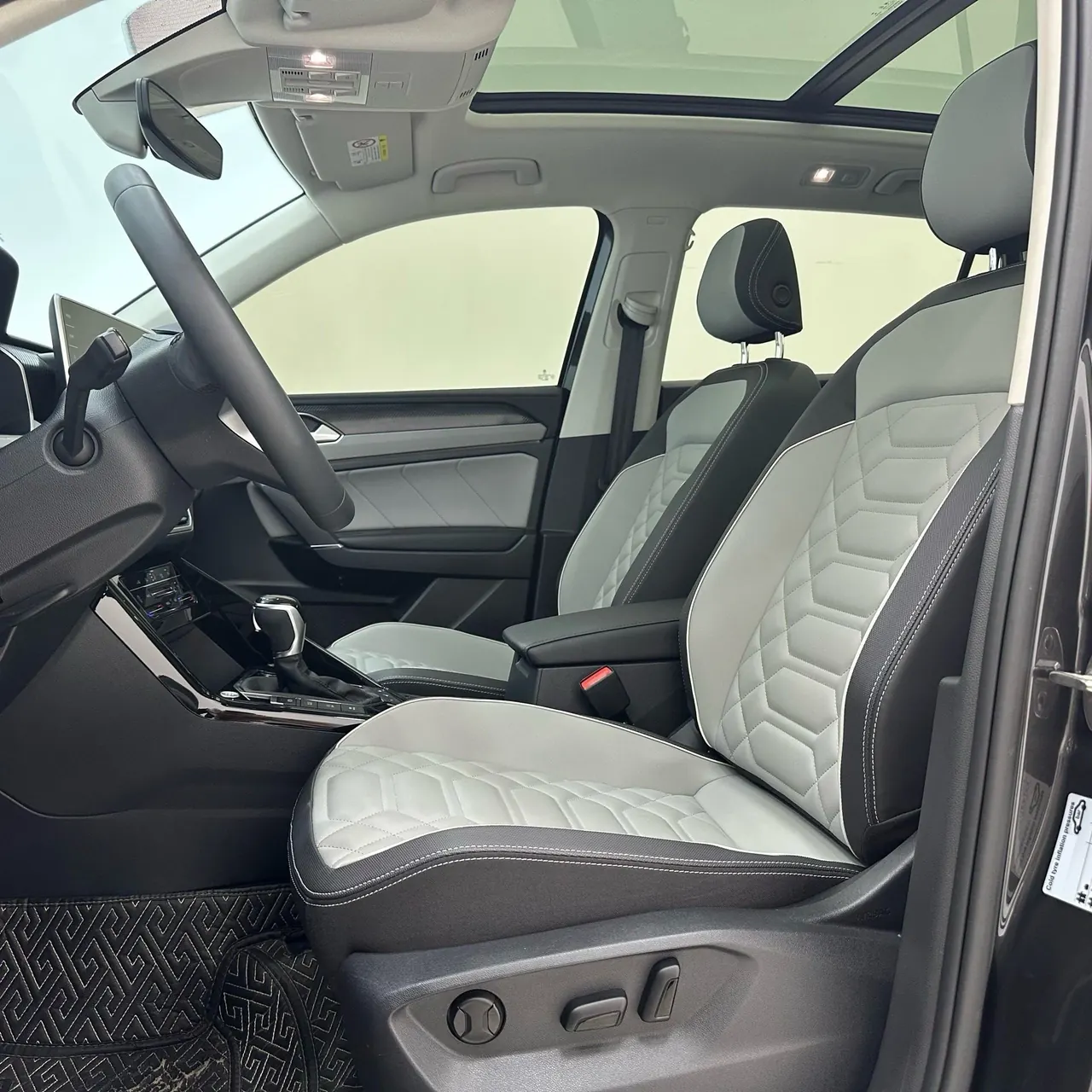 Volkswagen 2023 GTE 1.4TSI 280TSI Deluxe Plus Advanced Edition Automatic Gear 6