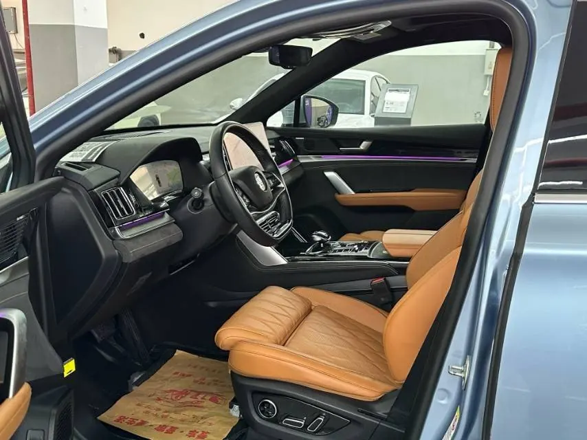 BYD Tang New Energy 2023 Tang DM-i 1.5T Stepless 112KM Champion Edition Exclusive Automatic Gear 3