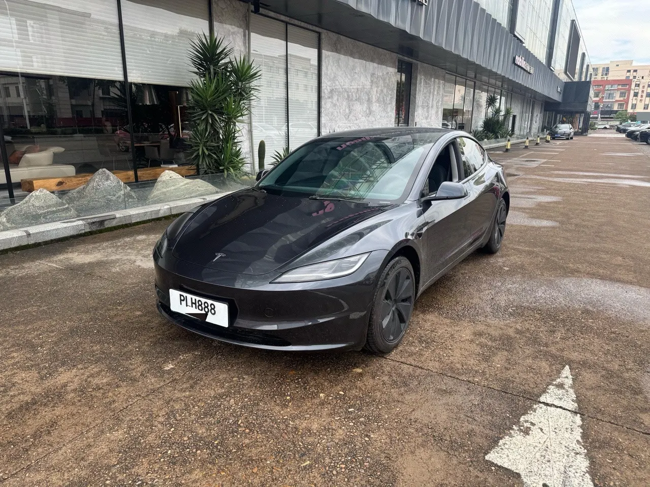 打开图片灯箱:Tesla 2023 Model 3 Rejuvenation Edition Rear Wheel Drive Automatic Transmission