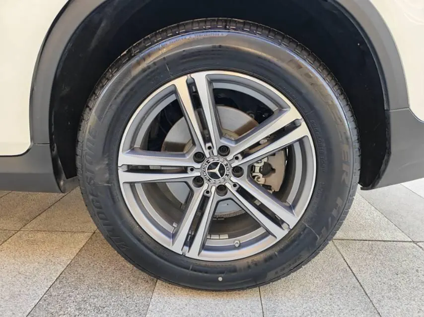 Mercedes Benz 2021 GLC 260 L 4MATIC 2.0T Dynamic Automatic 17