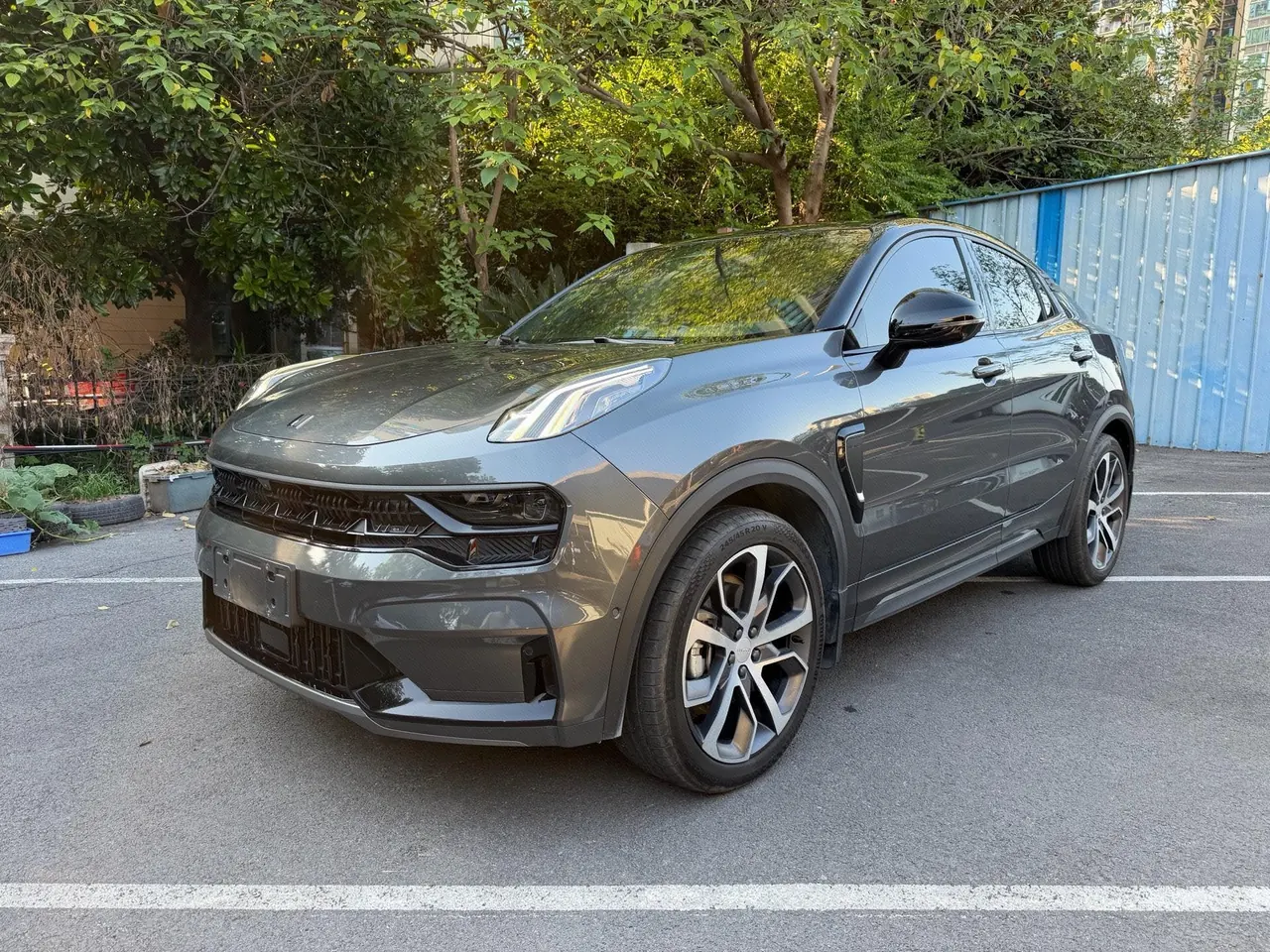 LYNK&amp;CO 2023 LYNK&amp;CO 05 2.0TD four-wheel drive Halo automatic gear - View 1