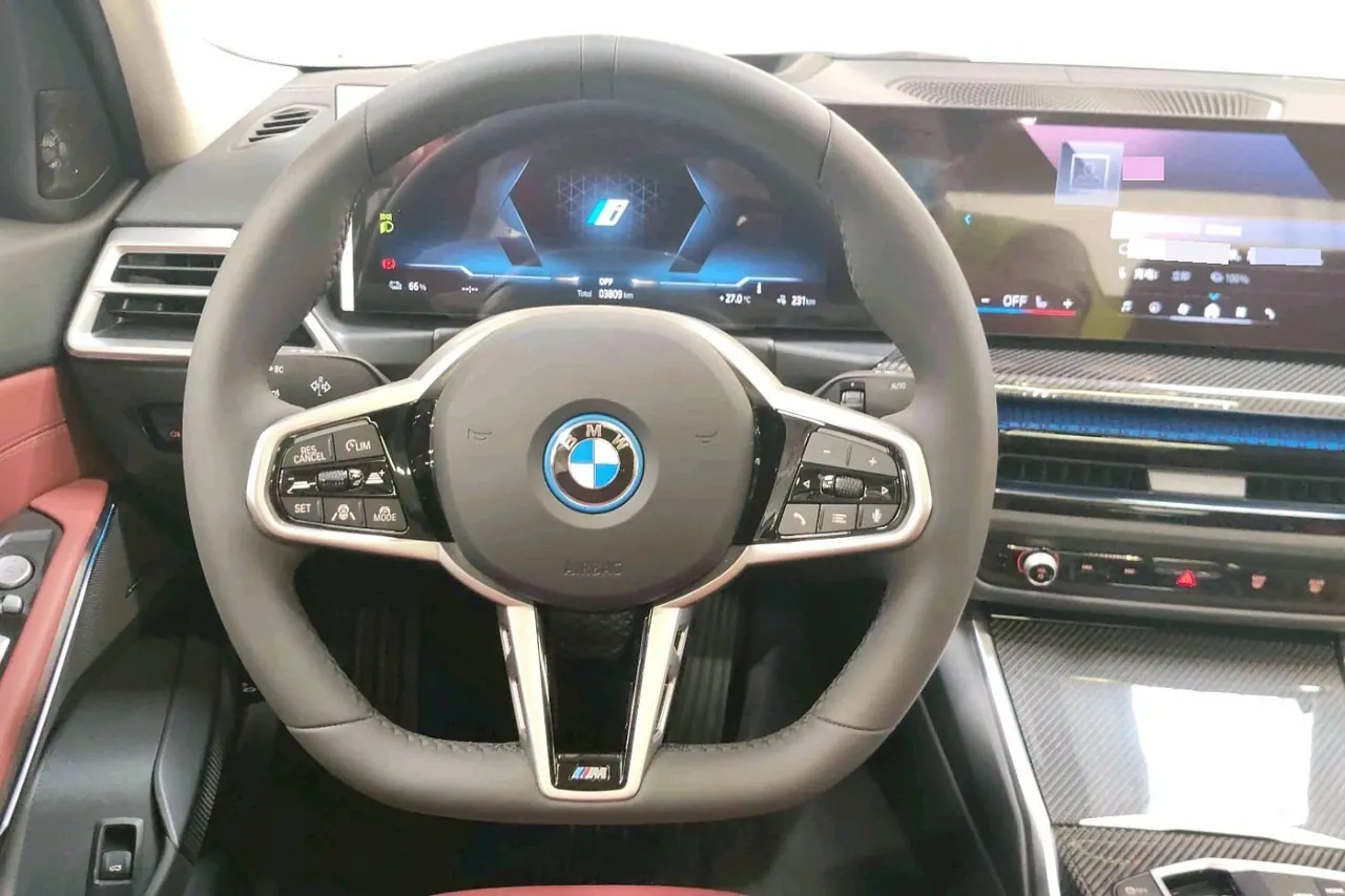 BMW 2026 i3 eDrive 40 L obsidian night sports suit automatic gear 4