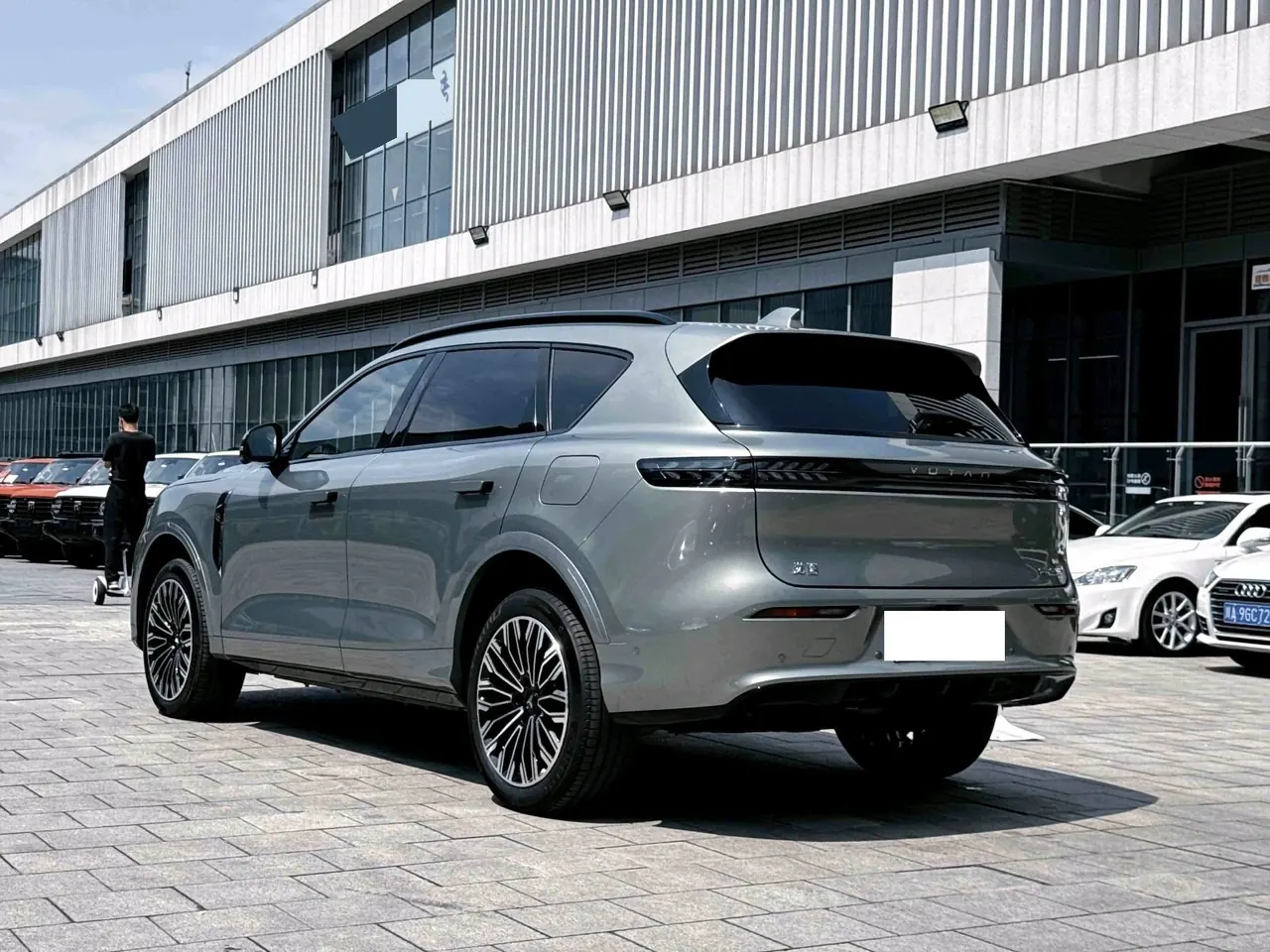 Voyah 2025 FREE four-wheel drive dry Kun version of automatic gear 4