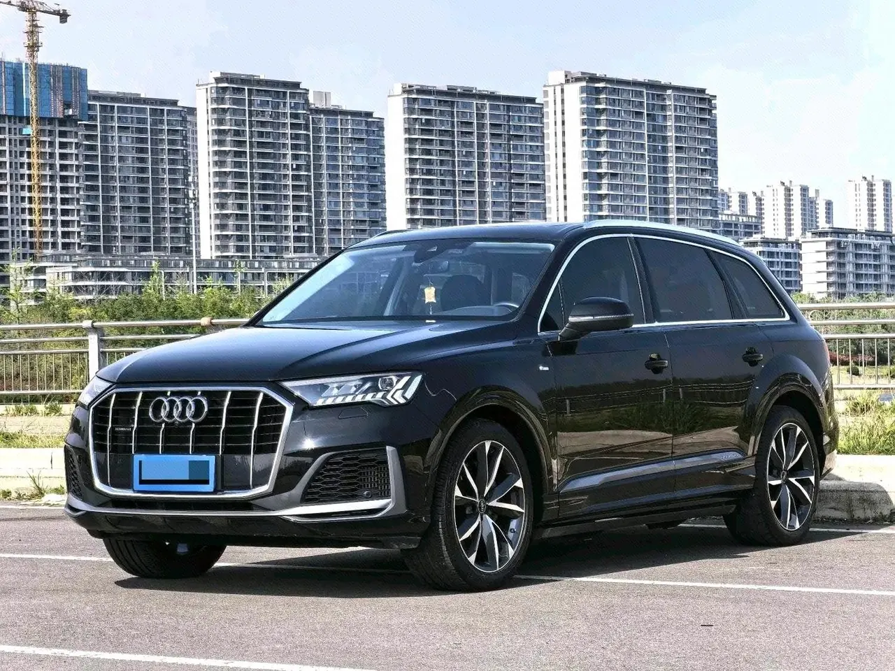 Audi Q7 (Imported) 2023 Q7 48V 3.0TFSI 55TFSI Quattro S line Sports Automatic - View 1