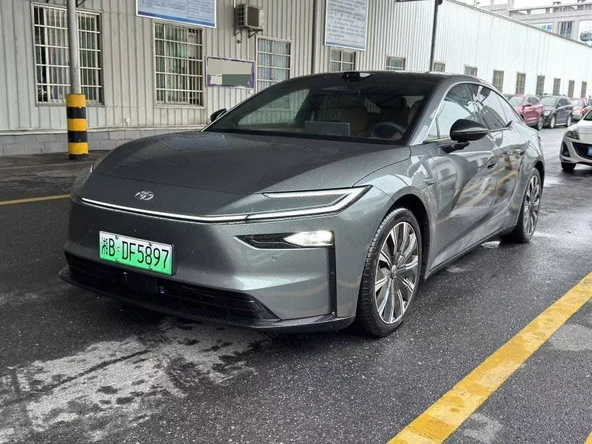Toyota 2026 Platinum Intelligence 7 710 Ultra Laser Radar Edition Automatic Gear - View 1