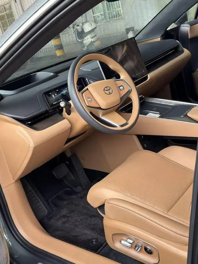Toyota 2026 Platinum Intelligence 7 710 Ultra Laser Radar Edition Automatic Gear 4