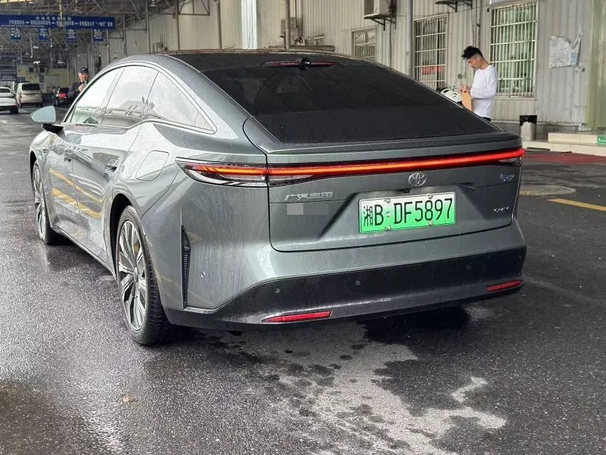 Toyota 2026 Platinum Intelligence 7 710 Ultra Laser Radar Edition Automatic Gear 8