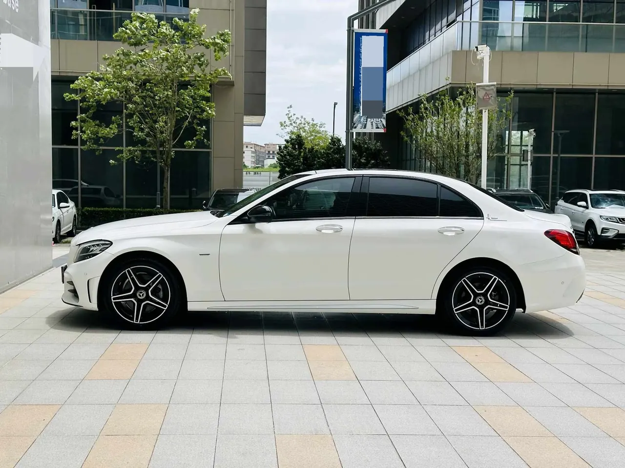 Mercedes Benz Class C 2021 C 260 L 48V 1.5T Sports Star Yao Zhen Tibetan Edition Automatic Gear 3