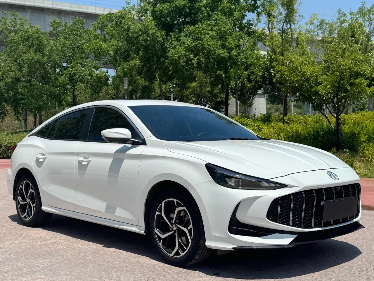 MG 2025 MG5 1.5TGI 300TGI Global Flagship Automatic Gear 3