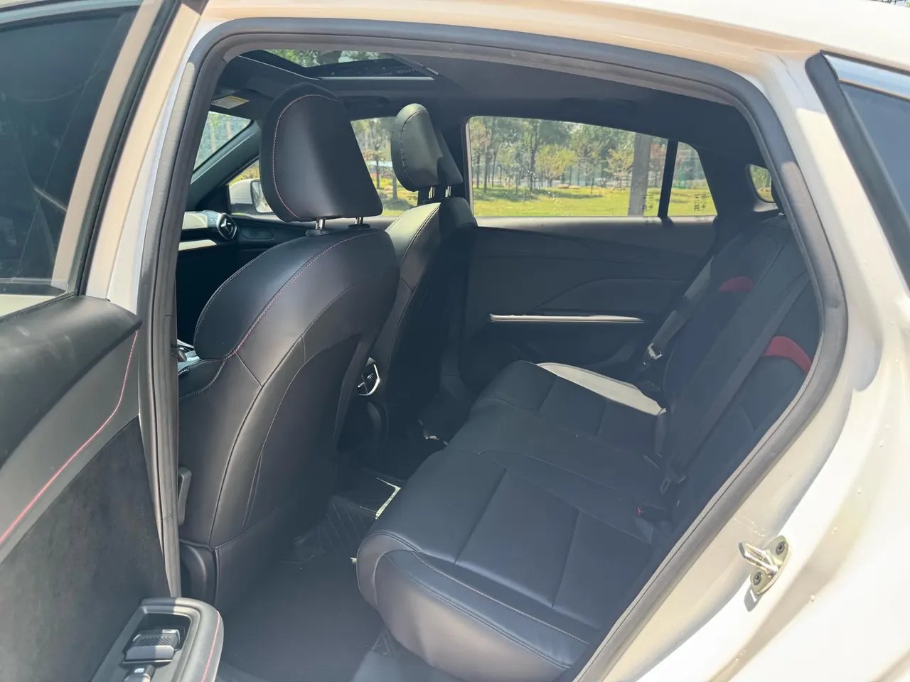 MG 2025 MG5 1.5TGI 300TGI Global Flagship Automatic Gear 9