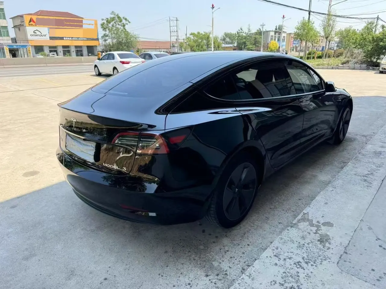Tesla 2022 Model 3 rear-wheel drive version of automatic transmission 2