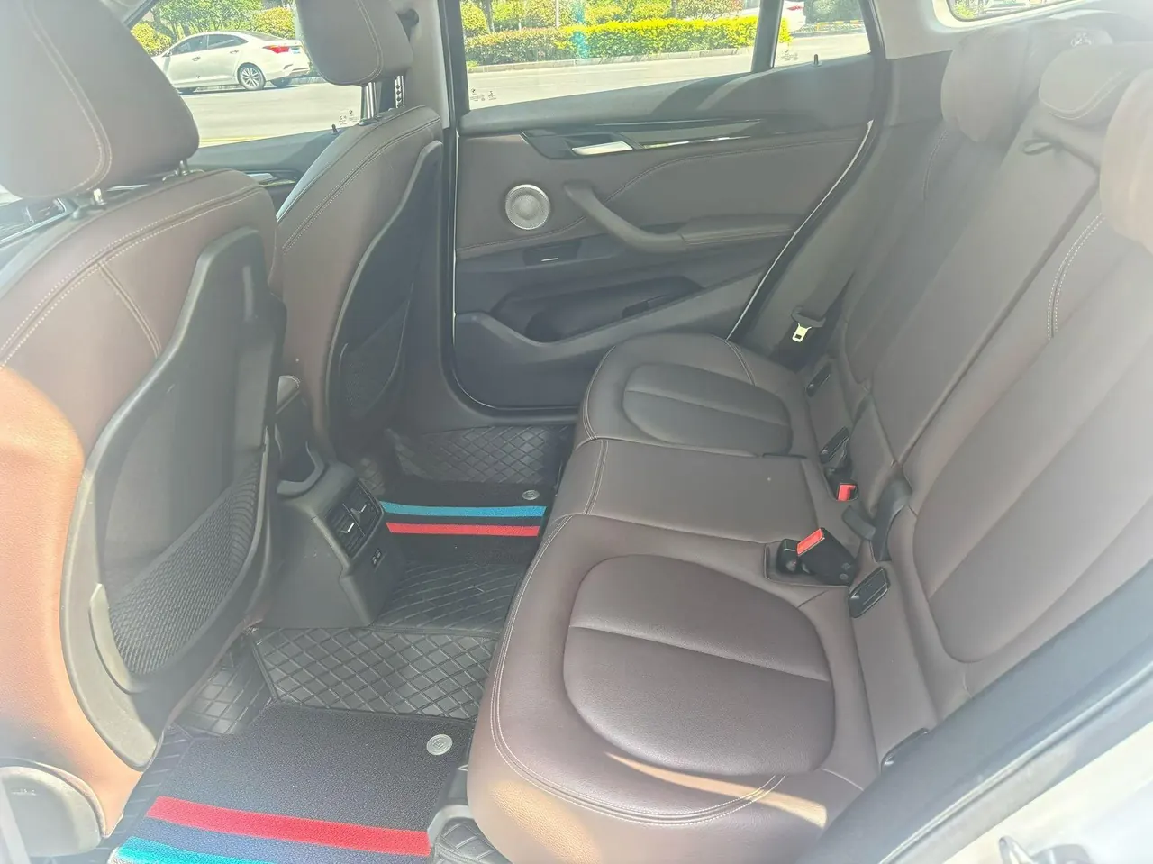 BMW 2022 X1 sDrive25Li 2.0T Leading Automatic Gear 4