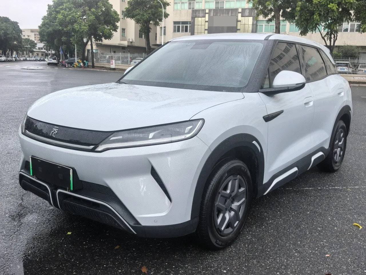 BYD 2024 Yuan UP 401KM Vital Edition Automatic Gear - View 1