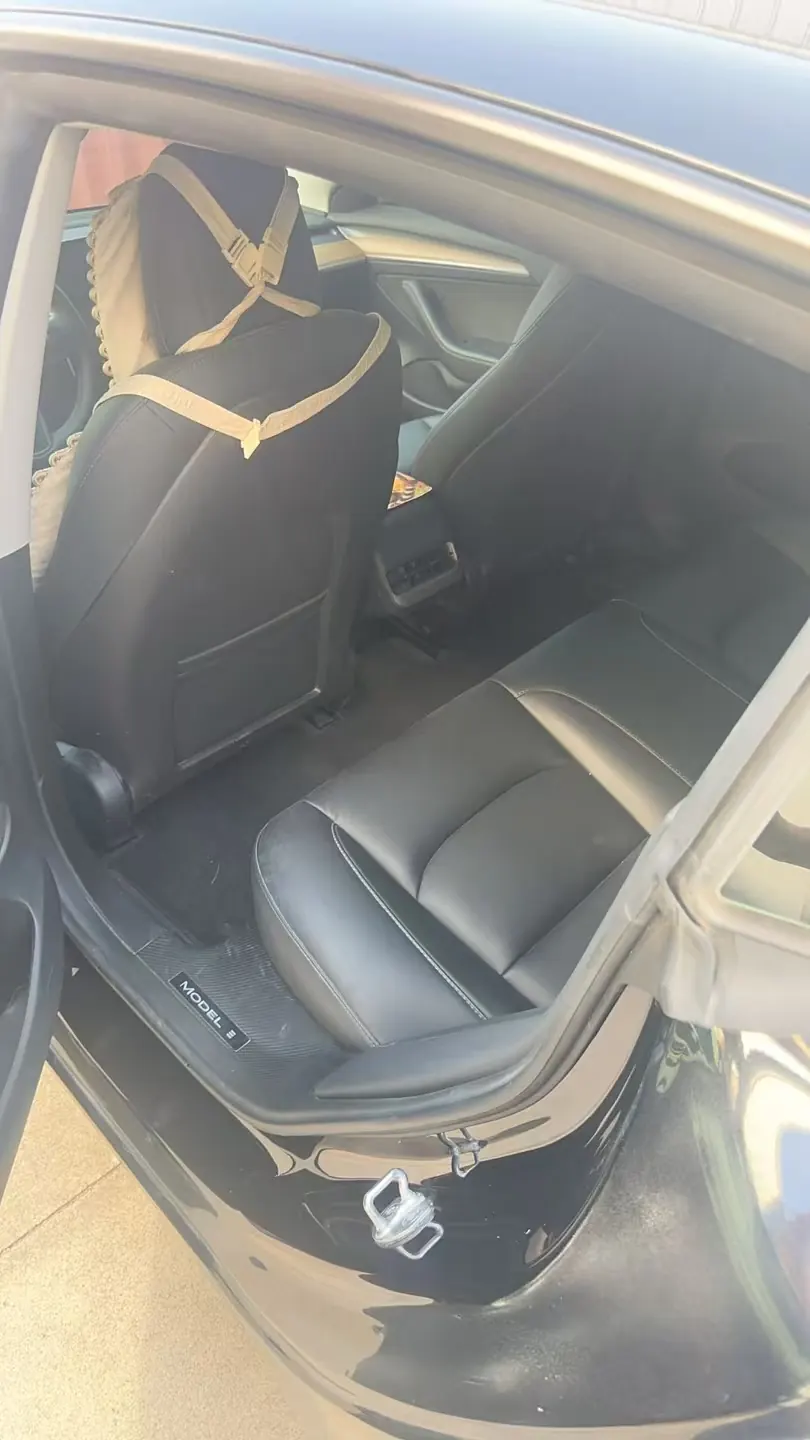 Tesla 2022 Model 3 rear-wheel drive version of automatic transmission 3