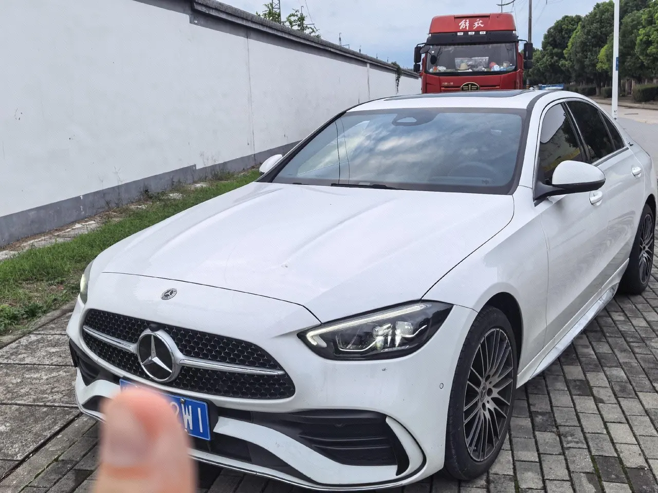 打开图片灯箱:Mercedes Benz Class C 2023 C 200 L 48V 1.5T Sports Edition Automatic Gear