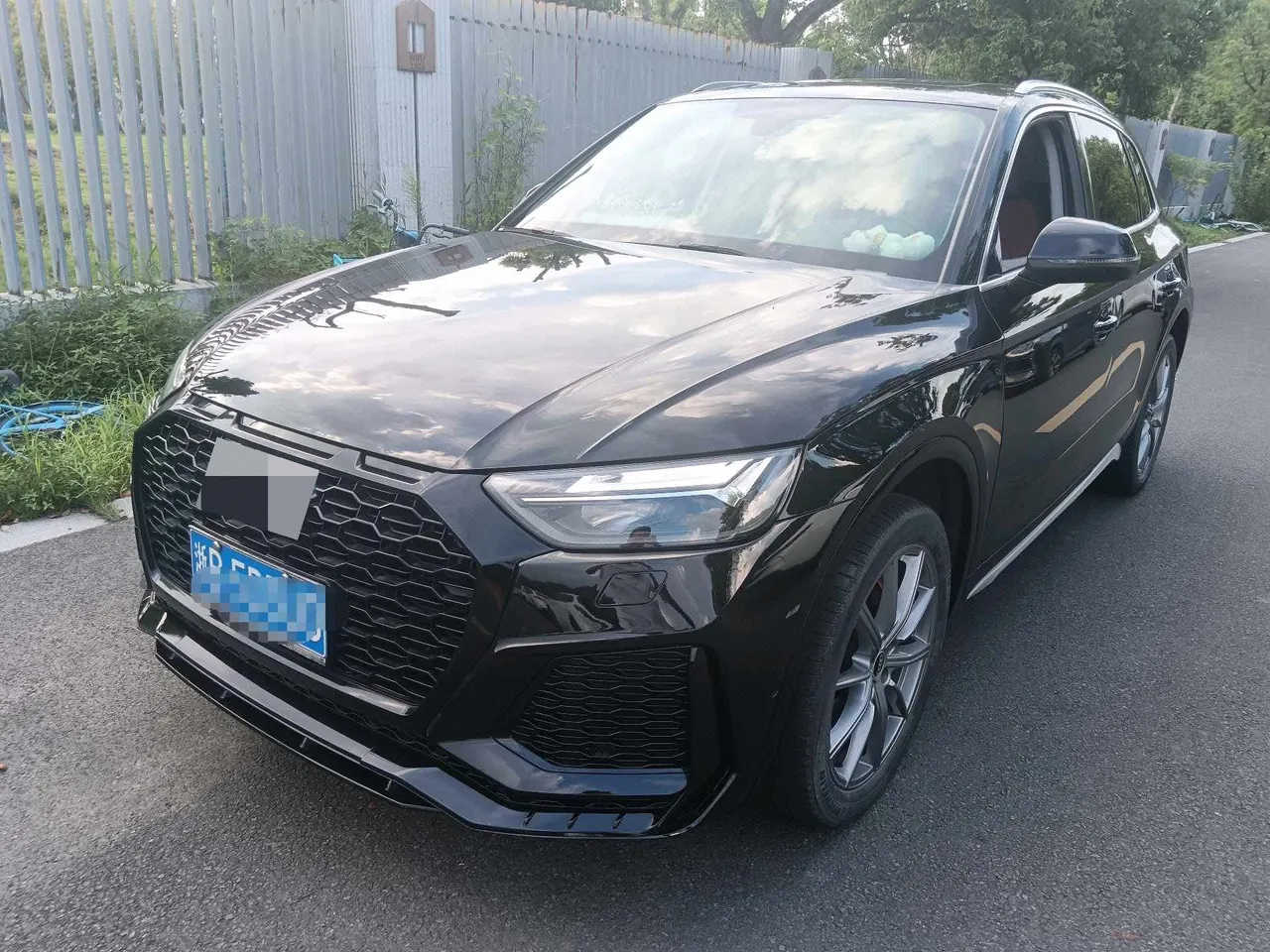Open image lightbox: Audi 2023 Q5L 2.0TFSI 40TFSI Deluxe Elegant Automatic