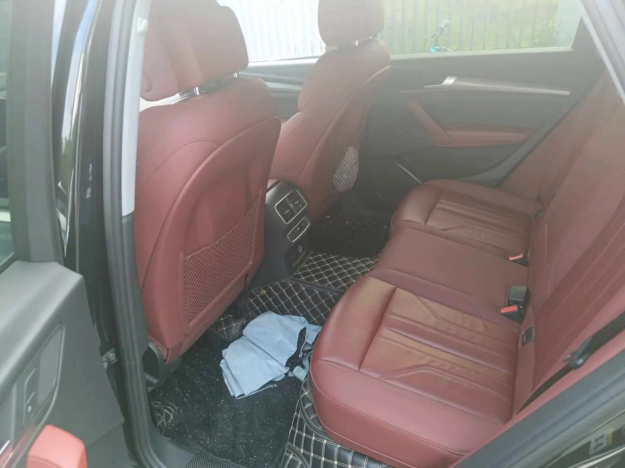 Audi 2023 Q5L 2.0TFSI 40TFSI Deluxe Elegant Automatic 7