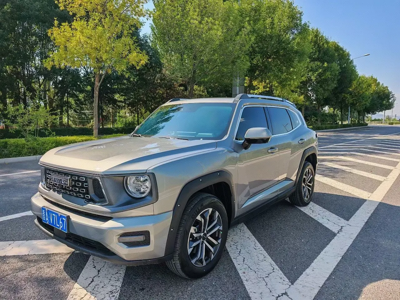 打开图片灯箱:Haval 2023 big dog 2.0T two-wheel drive Chaoye version Plus automatic gear