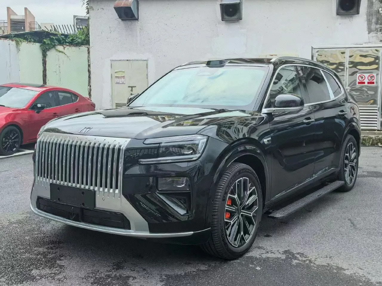 Zeekr 2026 Zeekr 8X 2.0T Ultra Edition 70kWh Automatic - View 1