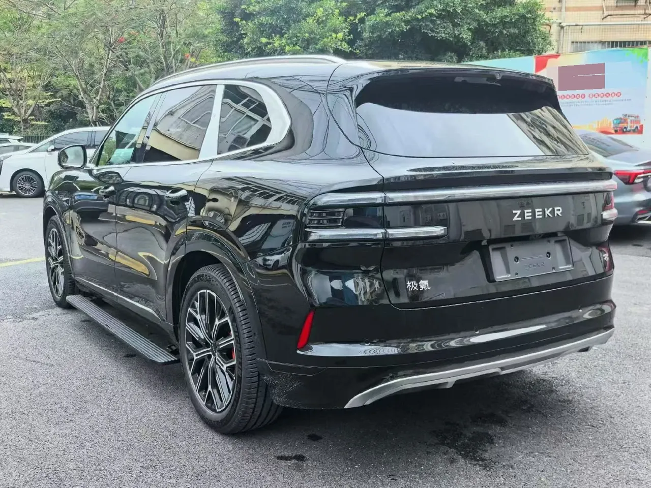Zeekr 2026 Zeekr 8X 2.0T Ultra Edition 70kWh Automatic 9