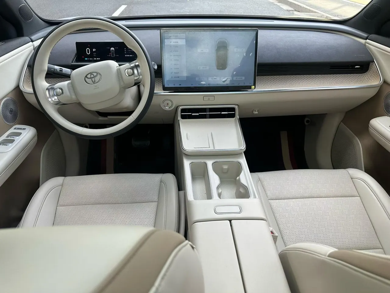 Toyota 2025 Platinum Intelligence 3X 520 Pro Advanced Intelligence Driving Edition Automatic Gear 6