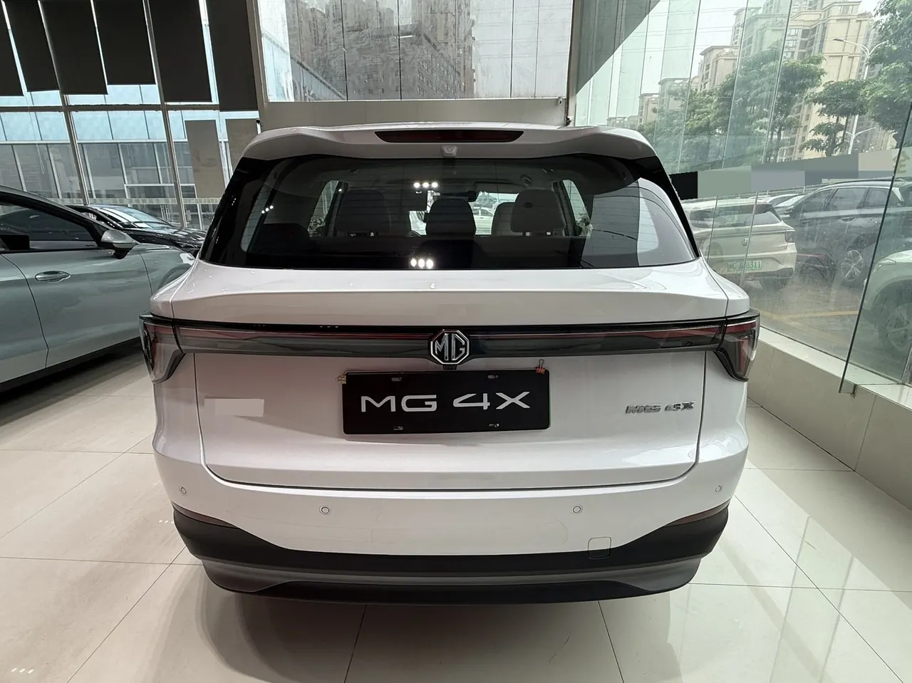 MG 2026 MG 4X 610 Free Edition Automatic Gear 5
