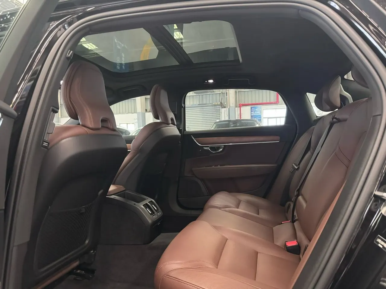 Volvo 2024 S90 48V 2.0T B5 Zhiyi Deluxe Edition Automatic Gear 9