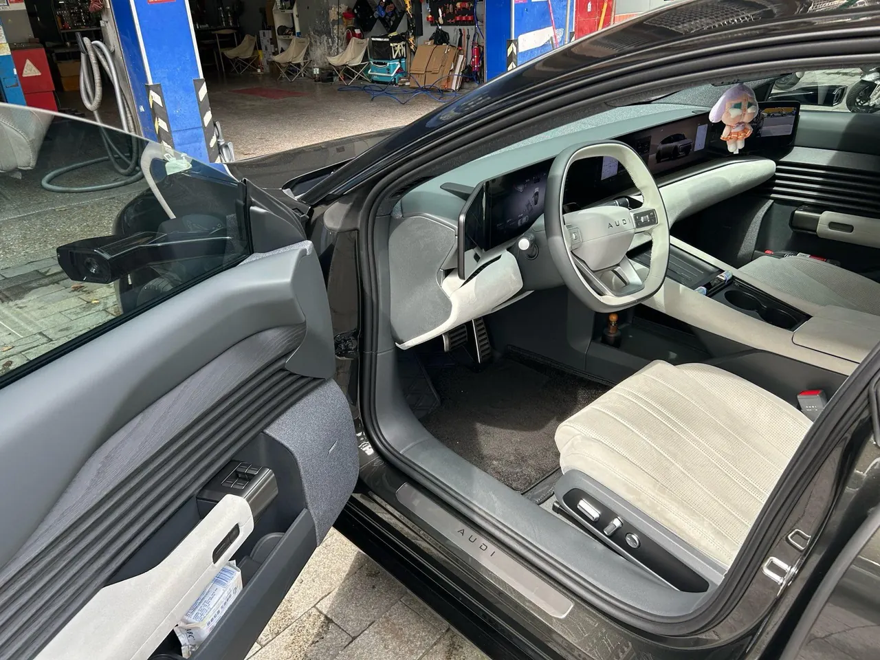 AUDI 2026 E5 Sportback Flagship Quattro Automatic Transmission 5