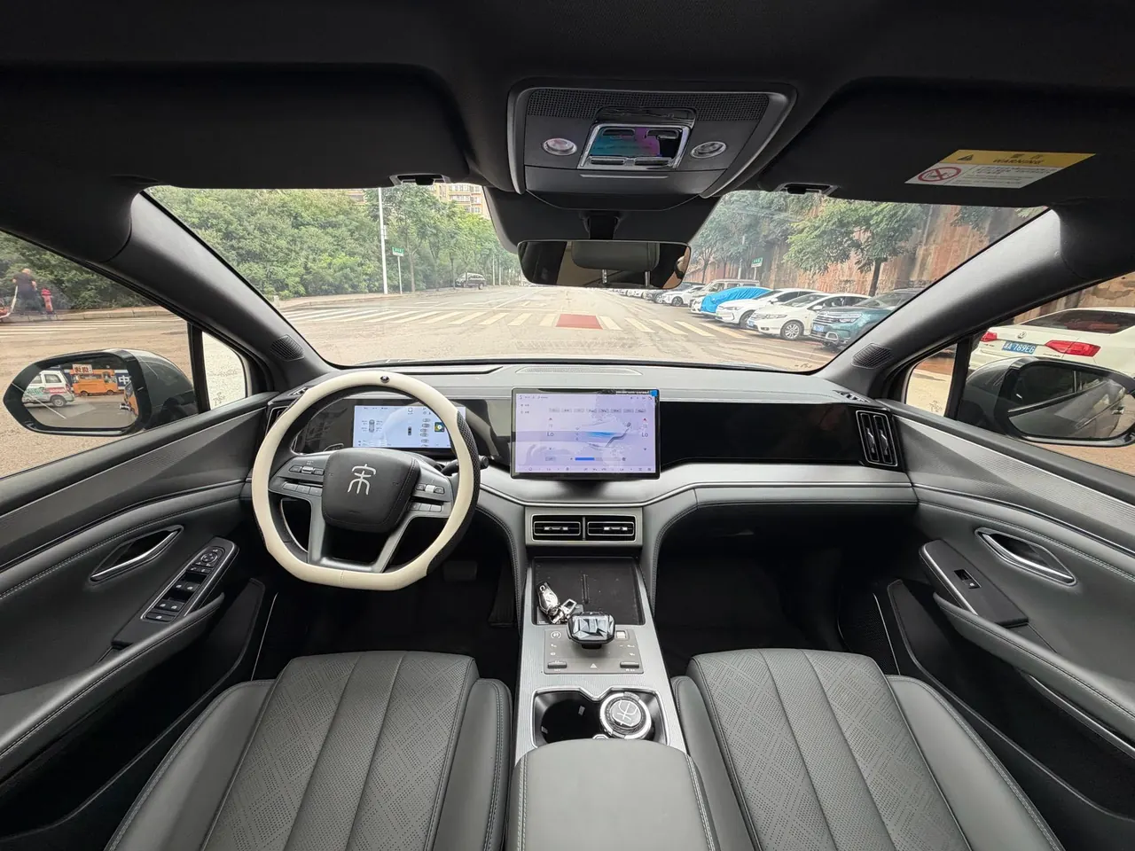 BYD 2024 Song L DM-i 1.5 Stepless 112km Leading Automatic Gear 8