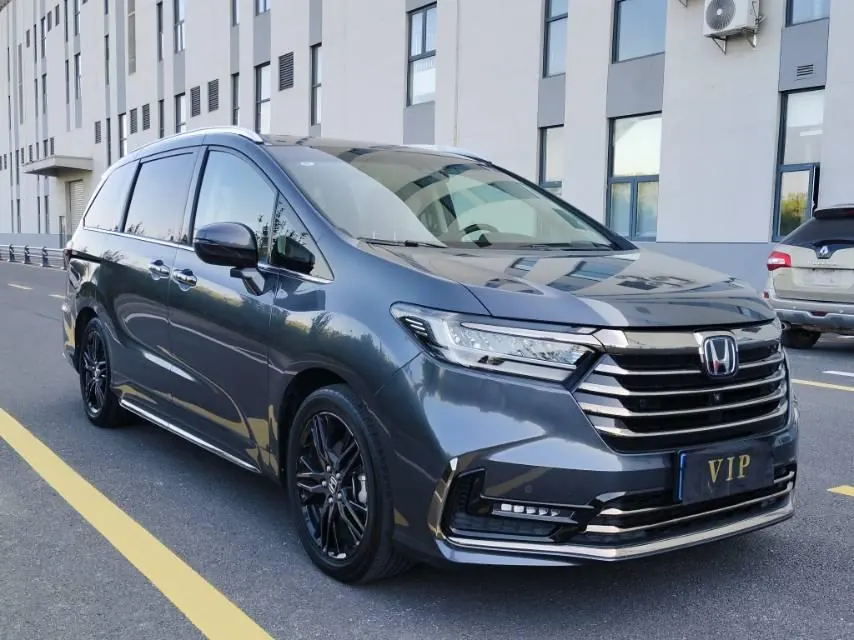 Honda 2022 Odyssey Hybrid 2.0 Stepless Sharp Extreme Edition Automatic Gear 3